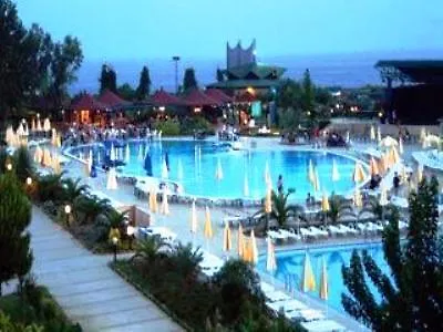 Justiniano Club Park Conti Resort 4*